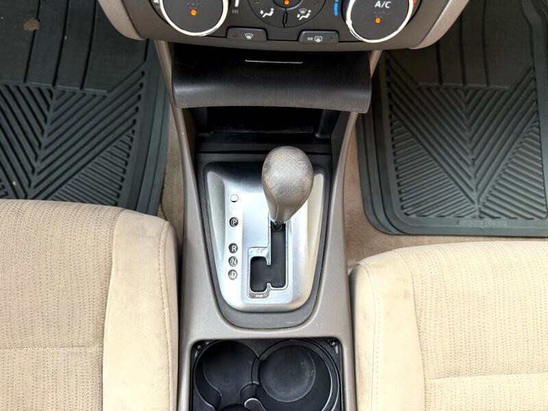 2010 Nissan Altima Image 22