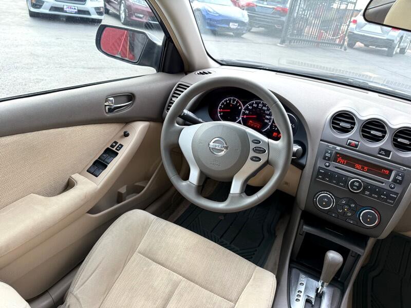 2010 Nissan Altima Image 24