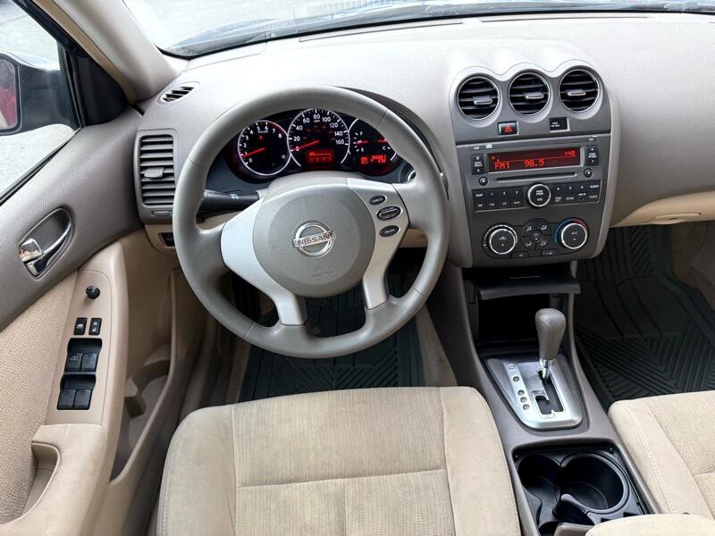 2010 Nissan Altima Image 25