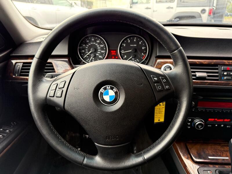 2007 BMW 3 Series Image 24