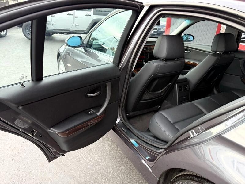 2007 BMW 3 Series Image 26