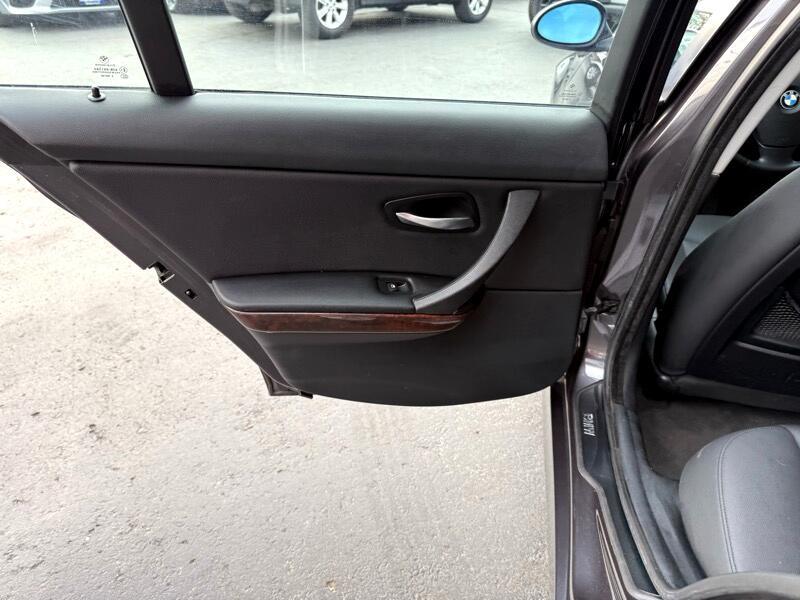 2007 BMW 3 Series Image 27