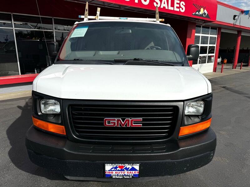 2015 GMC Savana Image 13