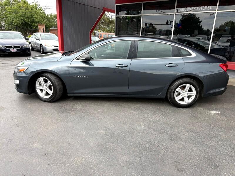 2019 Chevrolet Malibu Image 2
