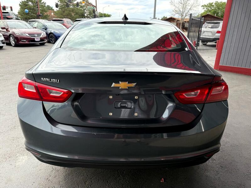 2019 Chevrolet Malibu Image 4