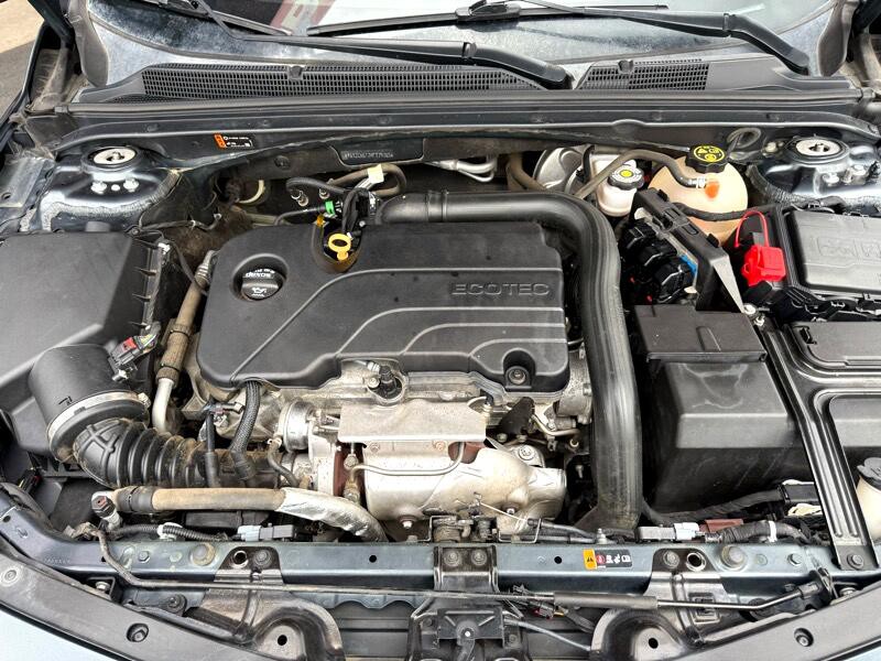 2019 Chevrolet Malibu Image 32
