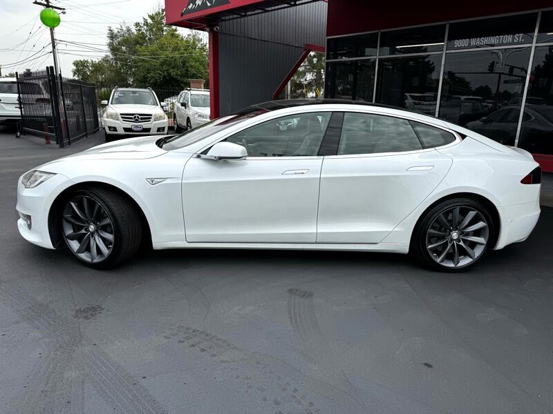 2016 Tesla Model S Image 3