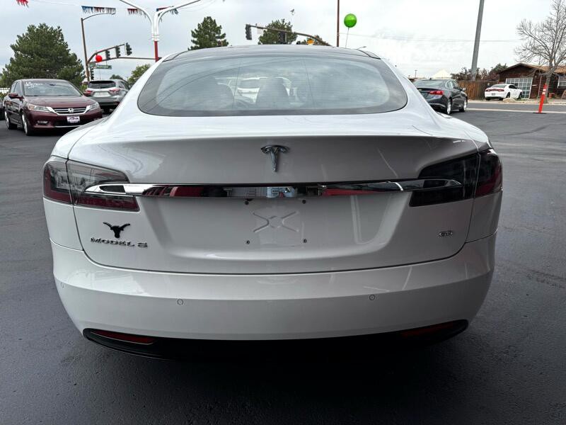 2016 Tesla Model S Image 5