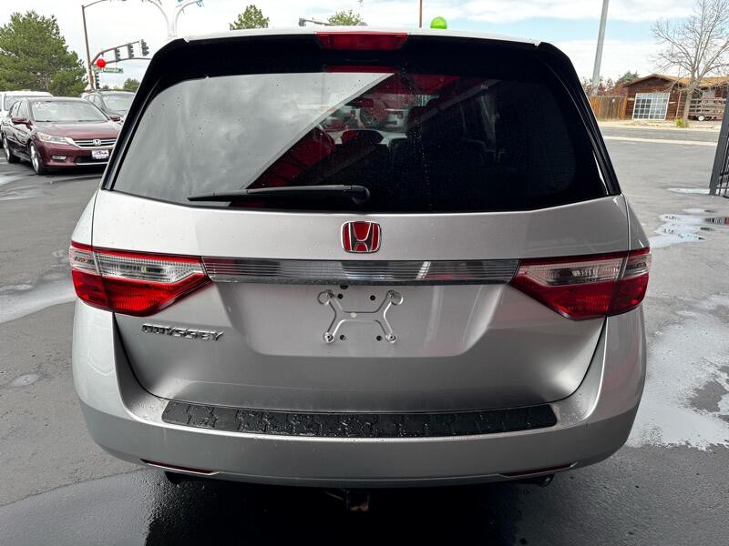 2012 Honda Odyssey Image 4