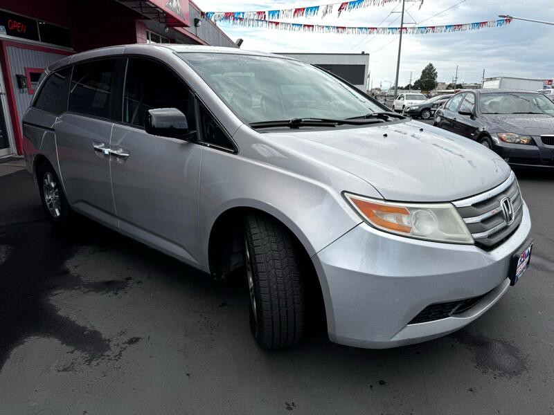 2012 Honda Odyssey Image 9