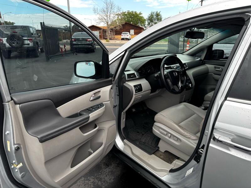 2012 Honda Odyssey Image 12