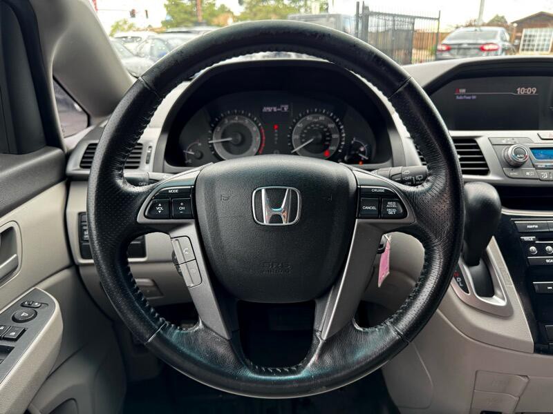 2012 Honda Odyssey Image 15