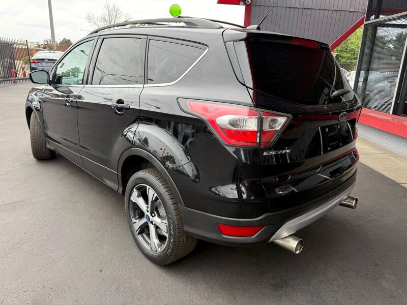 2017 Ford Escape Image 3