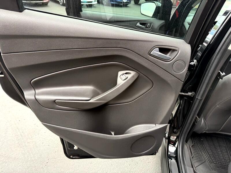 2017 Ford Escape Image 29