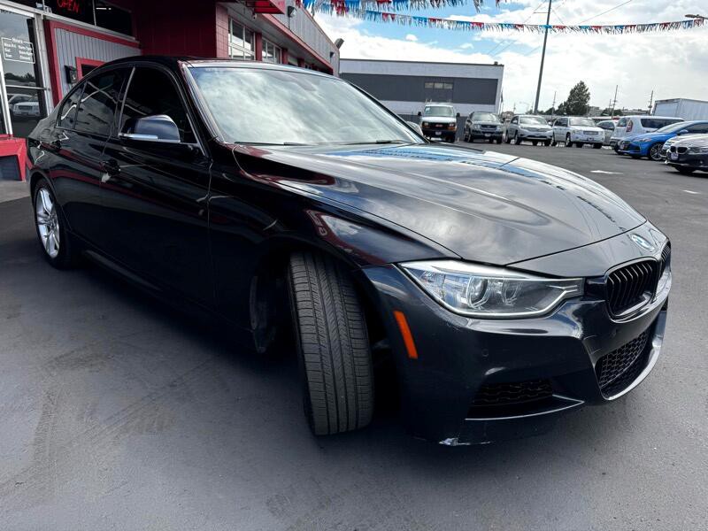 2014 BMW 3 Series Image 10