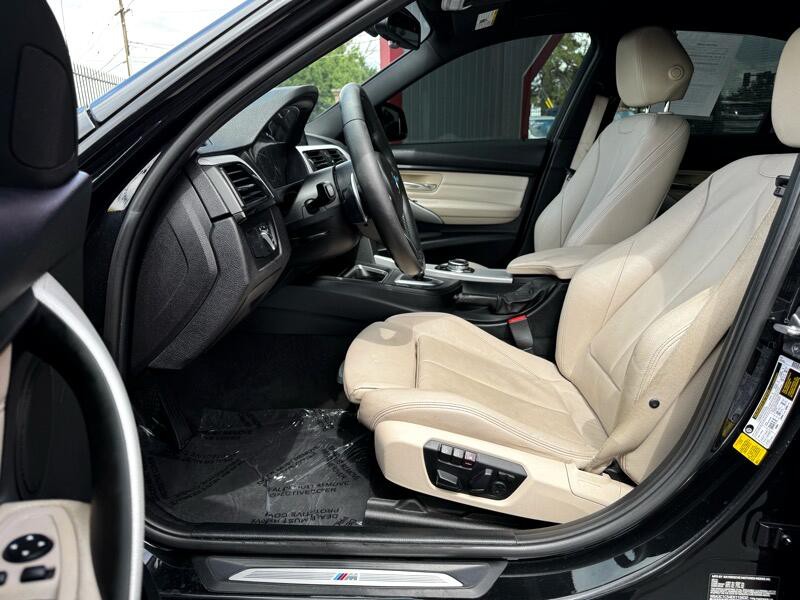 2014 BMW 3 Series Image 16