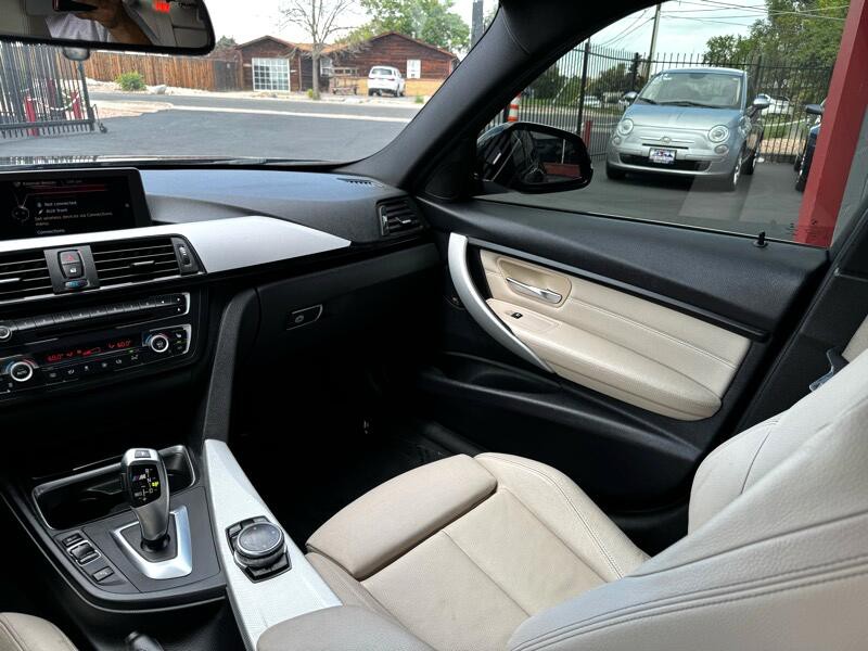2014 BMW 3 Series Image 22