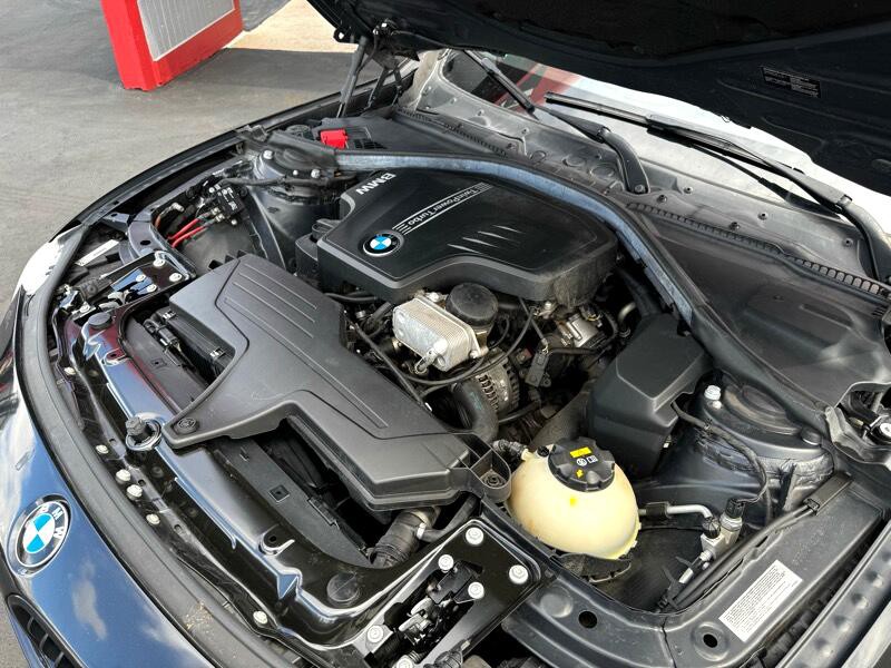 2014 BMW 3 Series Image 26