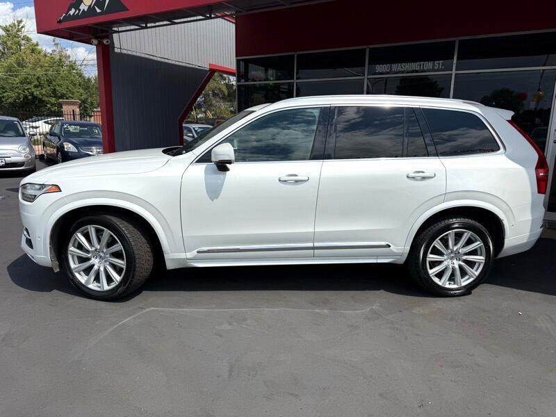 2017 Volvo XC90 Image 2