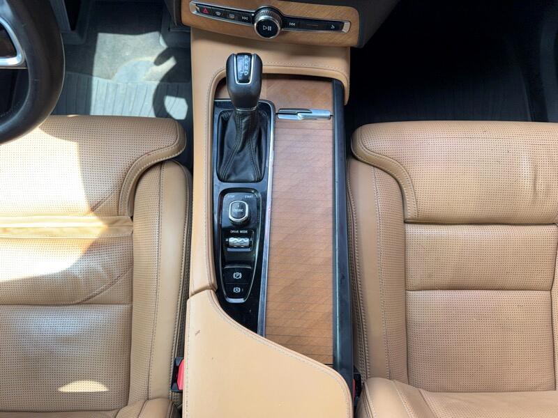 2017 Volvo XC90 Image 19