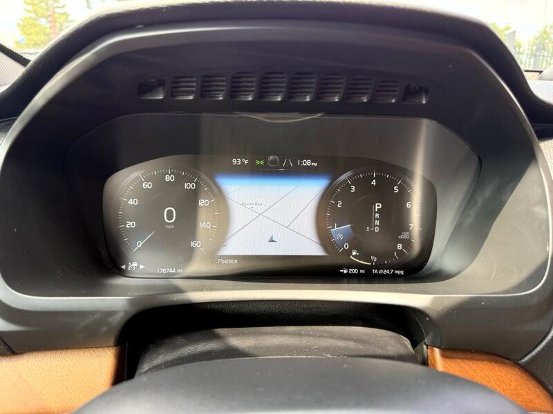 2017 Volvo XC90 Image 25