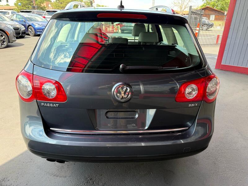 2009 Volkswagen Passat Image 4