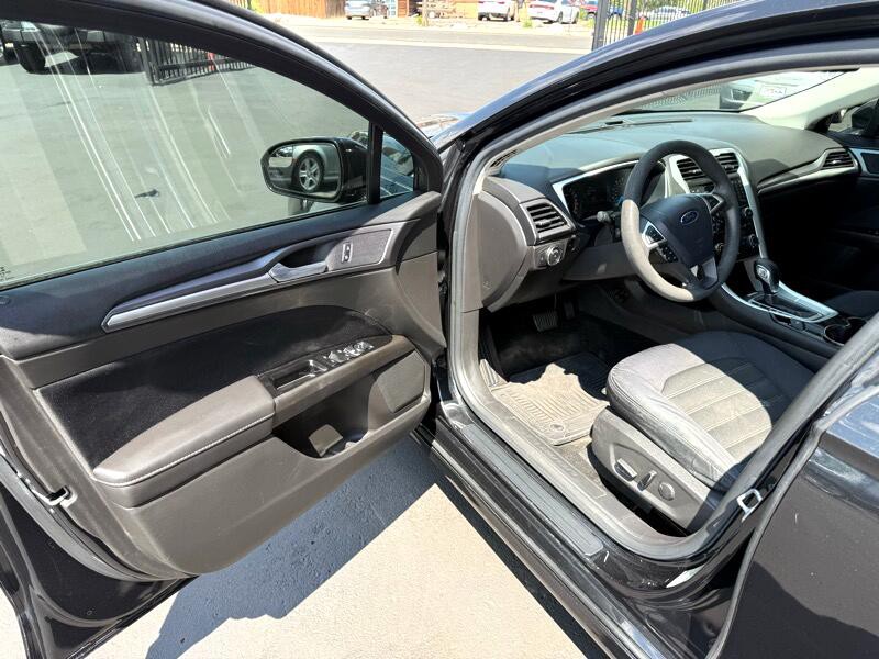 2014 Ford Fusion Image 11
