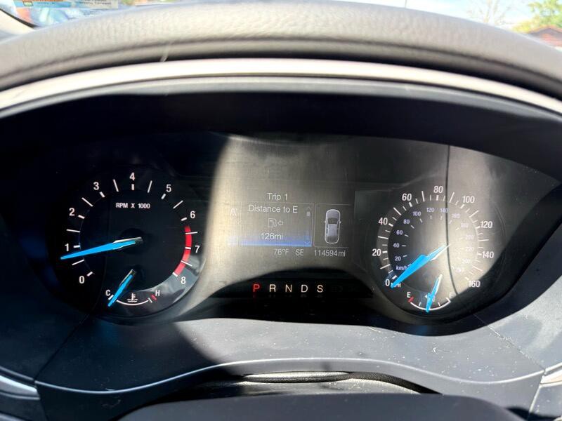 2014 Ford Fusion Image 24