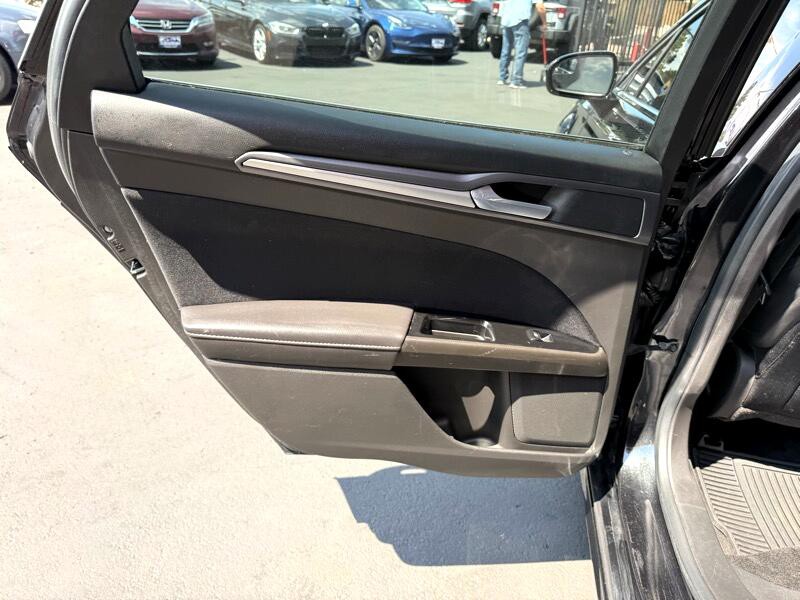 2014 Ford Fusion Image 26