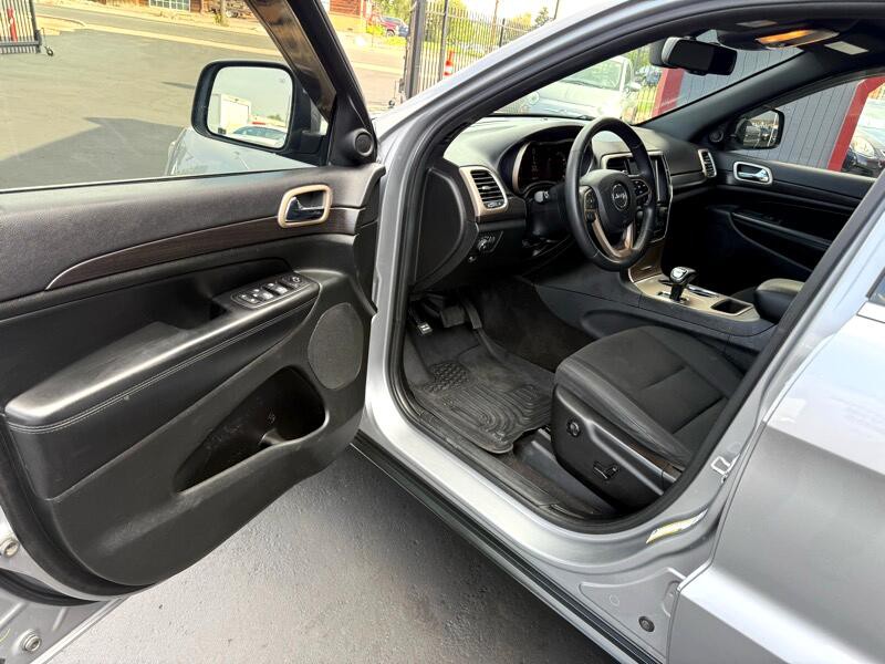 2015 Jeep Grand Cherokee Image 11