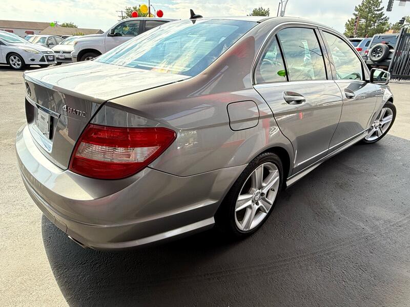 2011 Mercedes-Benz C-Class Image 7