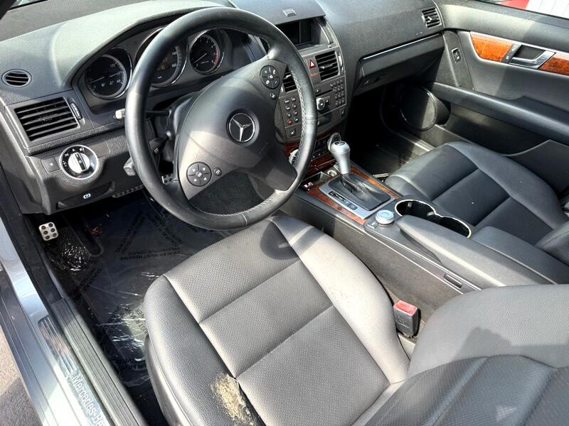 2011 Mercedes-Benz C-Class Image 15