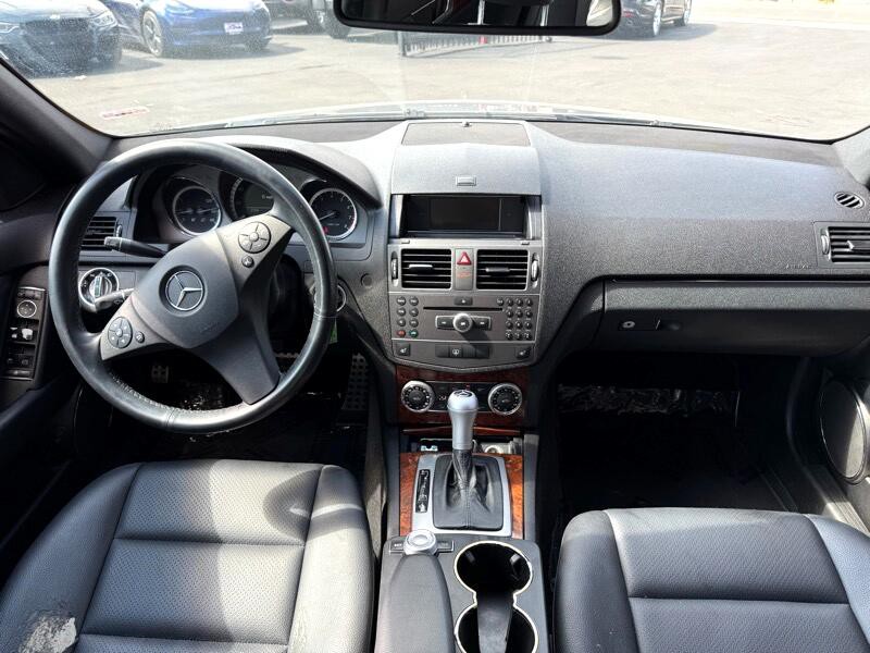 2011 Mercedes-Benz C-Class Image 16
