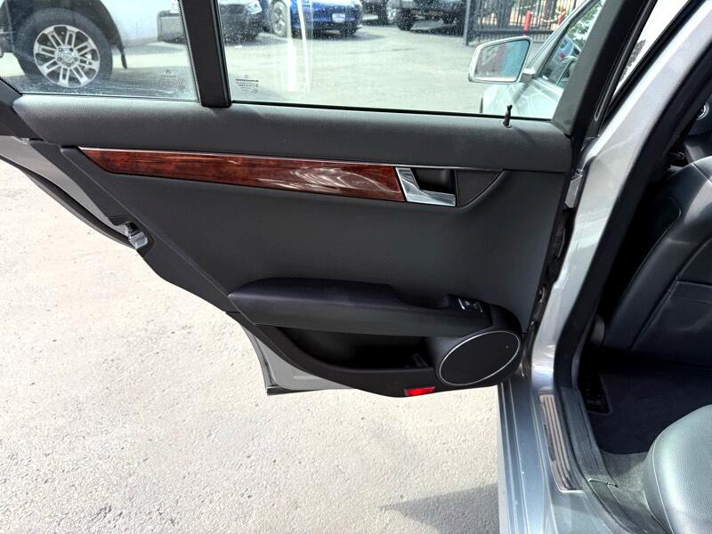 2011 Mercedes-Benz C-Class Image 29