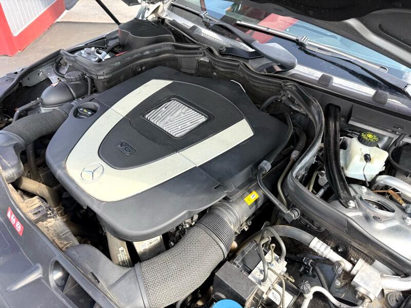 2011 Mercedes-Benz C-Class Image 35