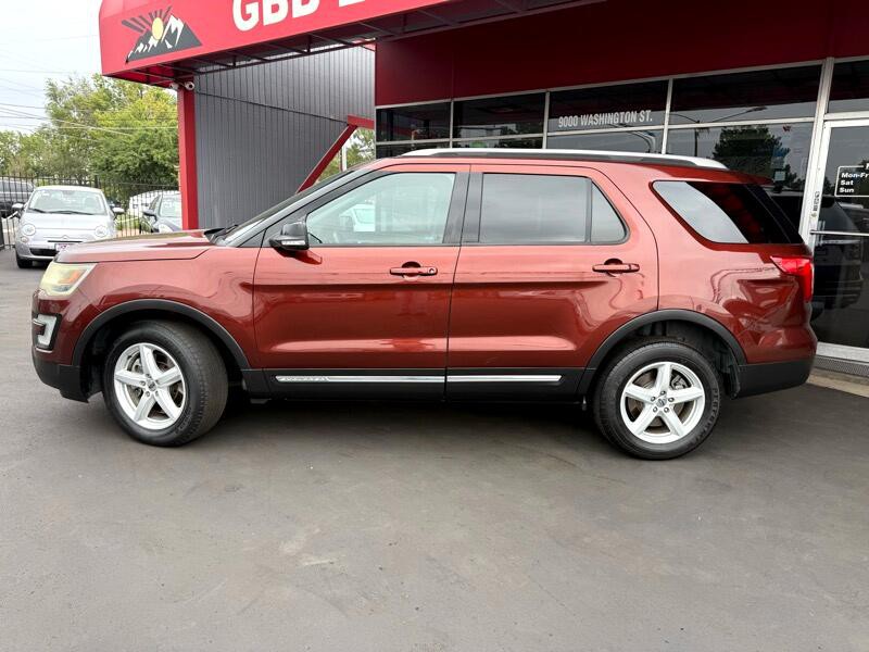 2016 Ford Explorer Image 2