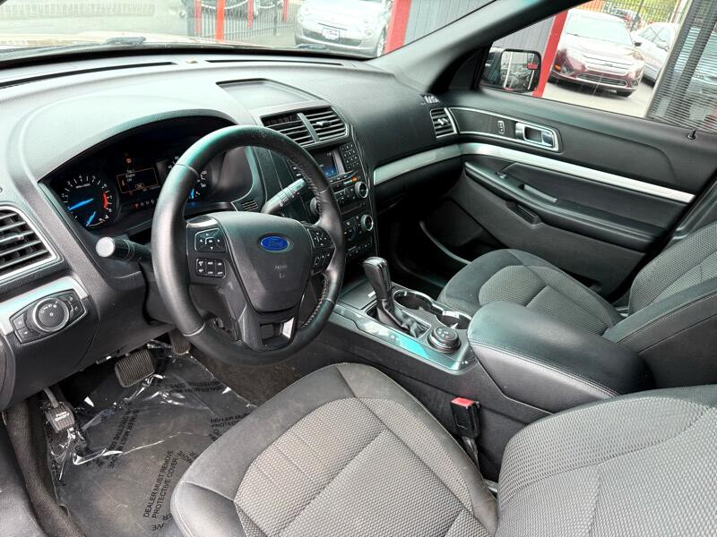 2016 Ford Explorer Image 14