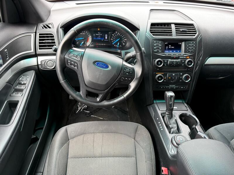 2016 Ford Explorer Image 22