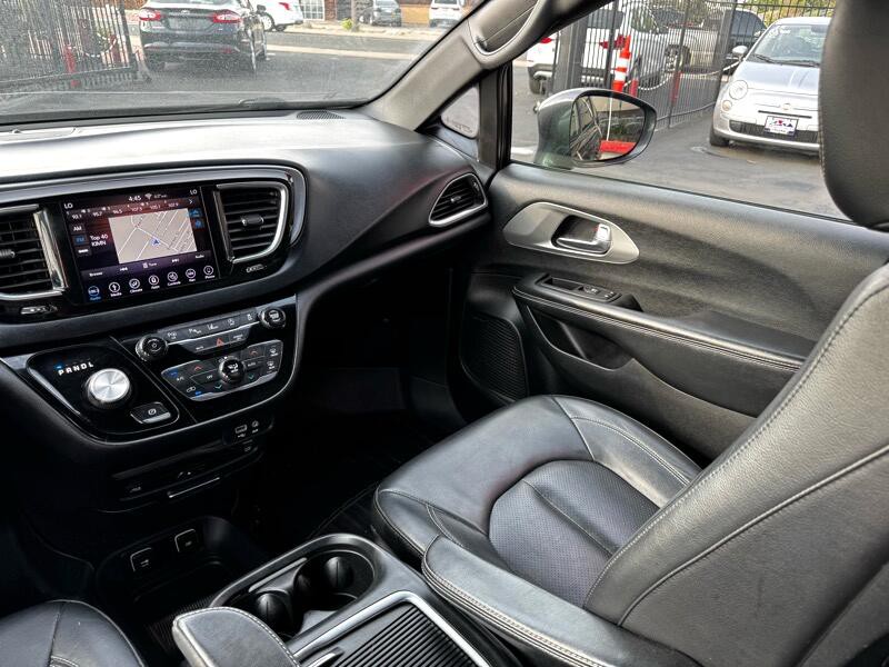 2019 Chrysler Pacifica Image 20