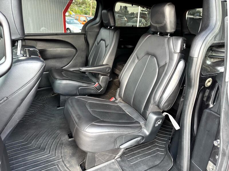2019 Chrysler Pacifica Image 22