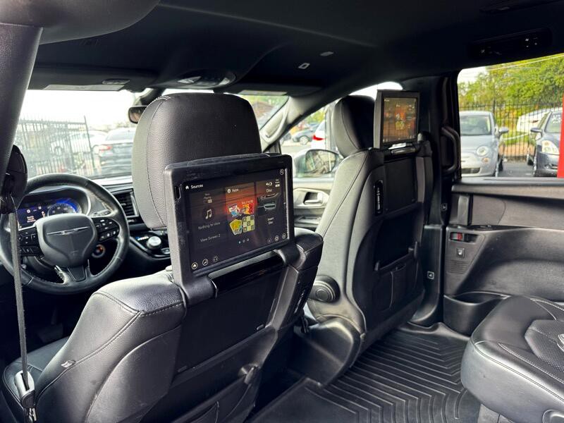 2019 Chrysler Pacifica Image 23