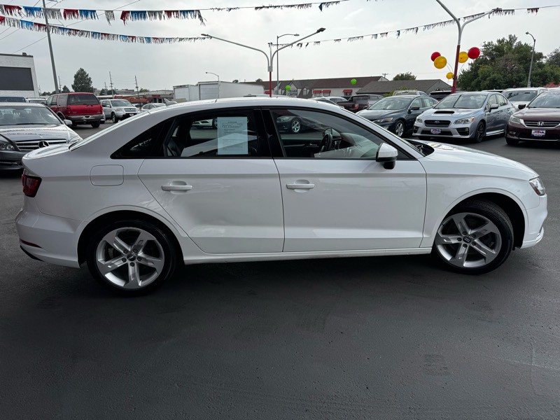 2017 Audi A3 Image 9
