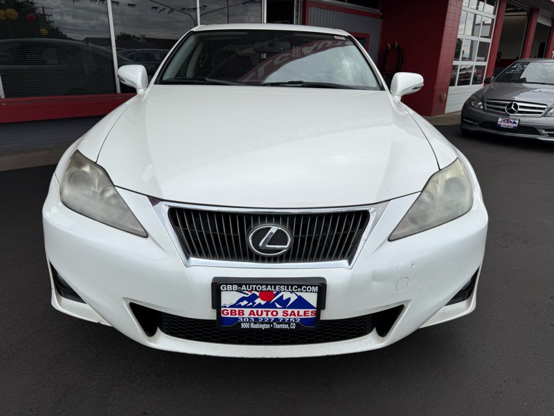 2012 Lexus IS Image 8