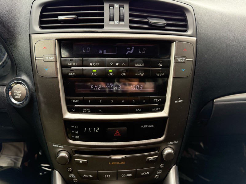 2012 Lexus IS Image 14