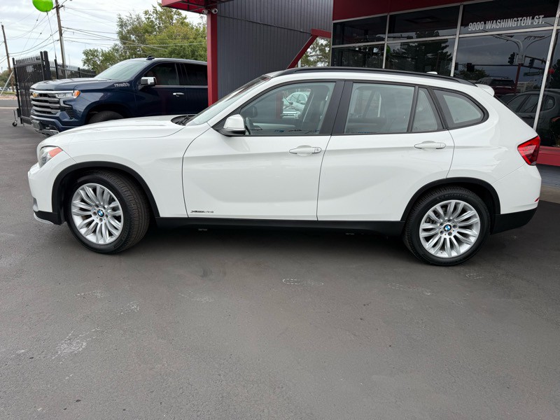 2015 BMW X1 Image 2
