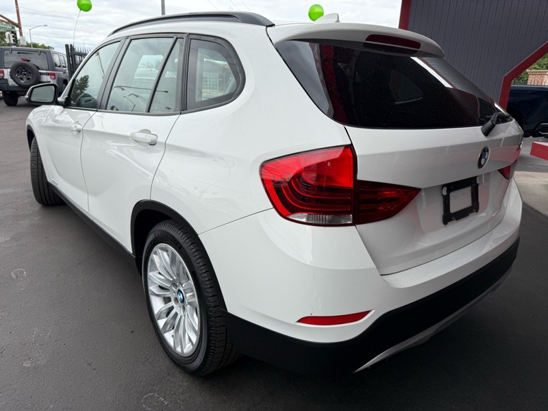 2015 BMW X1 Image 3