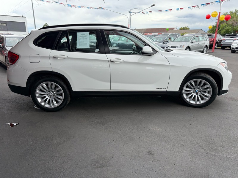 2015 BMW X1 Image 7