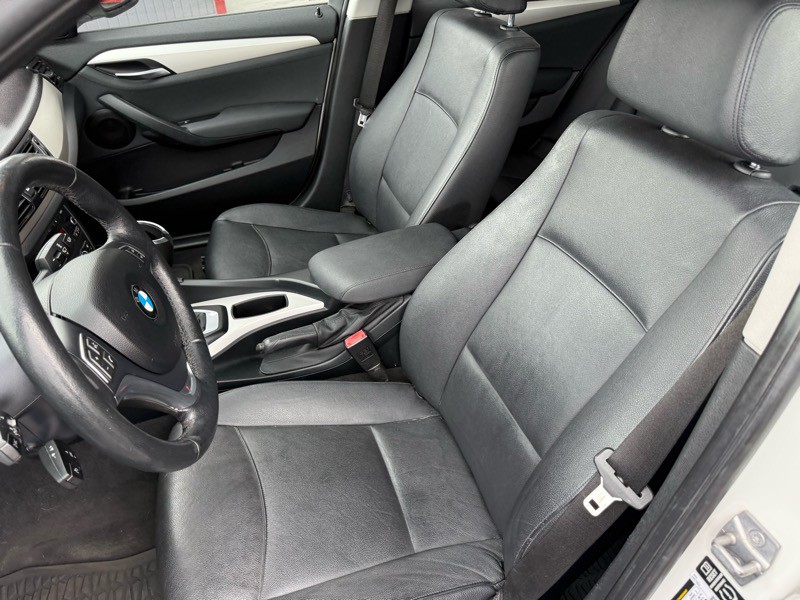 2015 BMW X1 Image 12