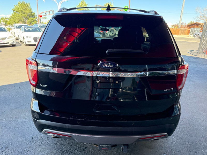 2017 Ford Explorer Image 4