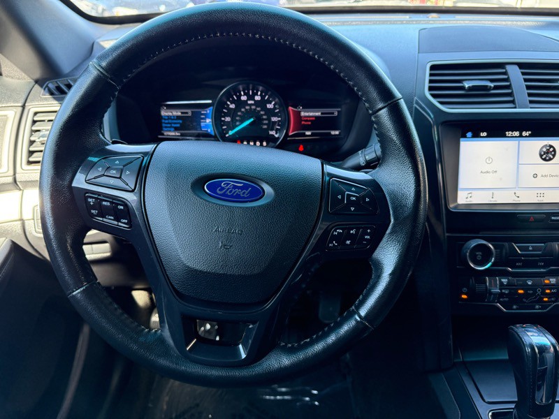 2017 Ford Explorer Image 23